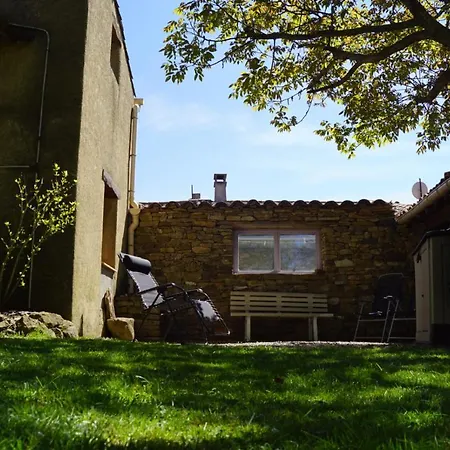 La Petite Maison Dans La Prairie Nyaraló *