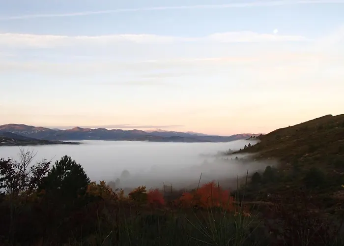 La Petite Maison Dans La Prairie Cassaignes